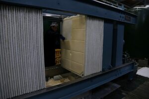 秋田酒造 作業風景