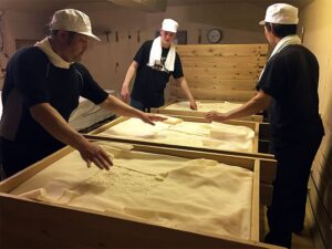 Koji making　麹づくり