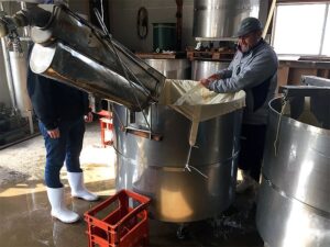 Rice washing　洗米