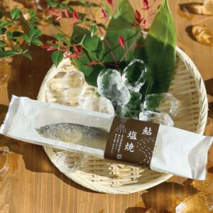 四万十鮎の炭火塩焼き（鮎塩焼き）