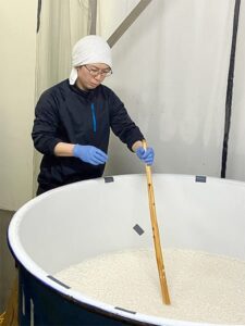 美寿々酒造 酒造りの様子