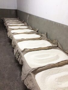 美寿々酒造 酒造りの様子