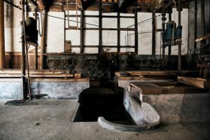 豊村酒造 槽倉（ふなぐら）