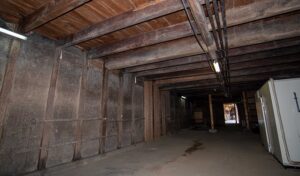 豊村酒造 古酒倉（南）（こしゅぐら みなみ）