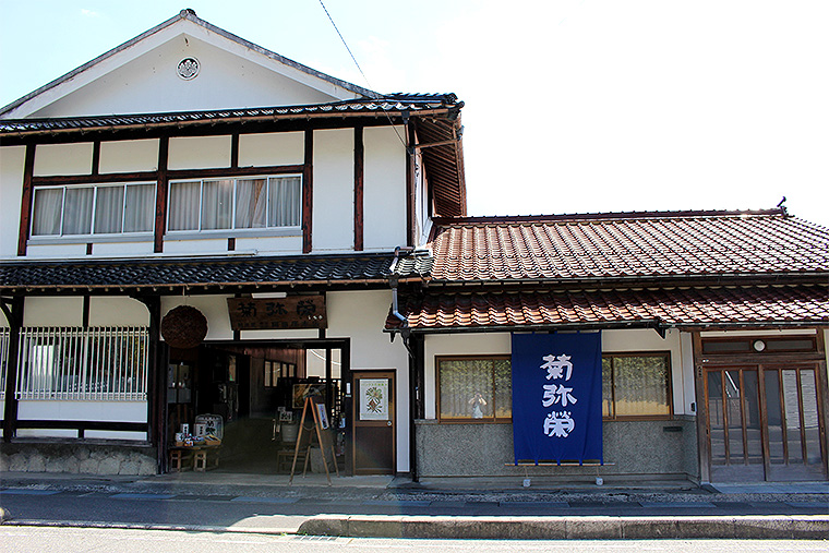 岡田屋本店 外観
